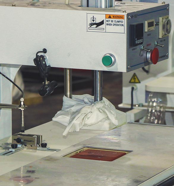 Logo Pressing Machine